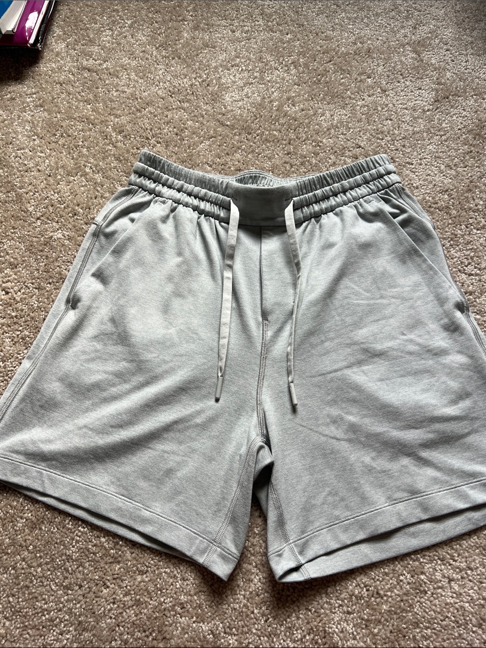 Lululemon Mens soft jersey short grey XS